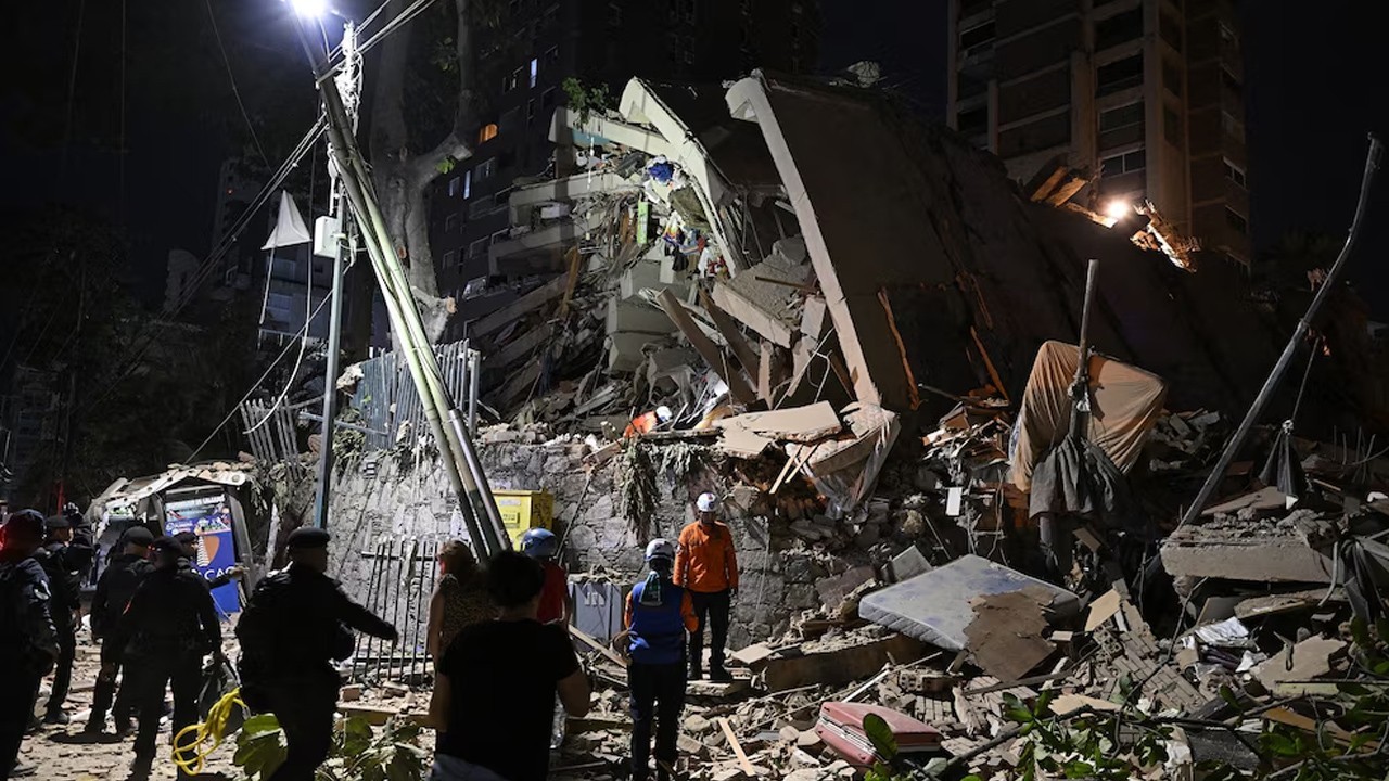 Death toll from Venezuela's twin earthquakes rises to 167