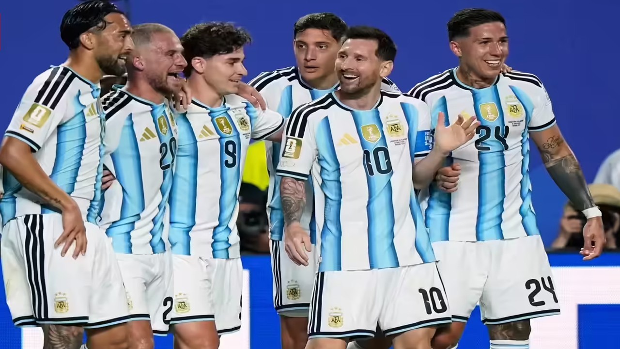 World Cup: Argentina produce epic fightback to beat Egypt