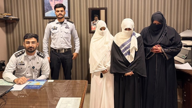 FIA offloads three women amid suspected human trafficking under Umrah visas