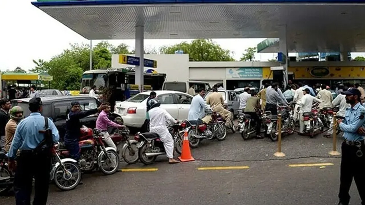 Petrol pump owners reject ‘mafia’ claims, call for action on fuel supply issues