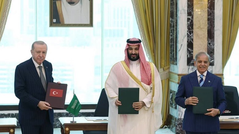 Pakistan, Saudi Arabia, Turkiye sign 'Makkah Joint Defence Agreement'