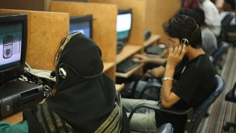 FIA cracks down on illegal call centres in Islamabad, arrests 50 more foreigners