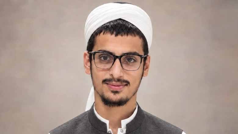Pakistani student gets 200 out of 200 in Cambridge O Level Mathematics paper