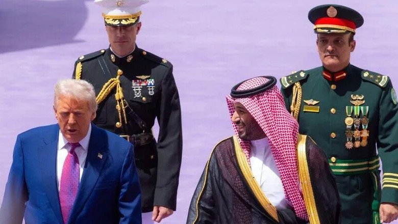 US holds back as Houthis tighten grip on Yemen’s Red Sea coast
