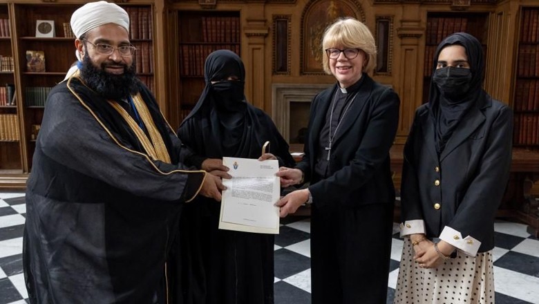 Tahir Ashrafi loses UK award on same day over past bin Laden remarks