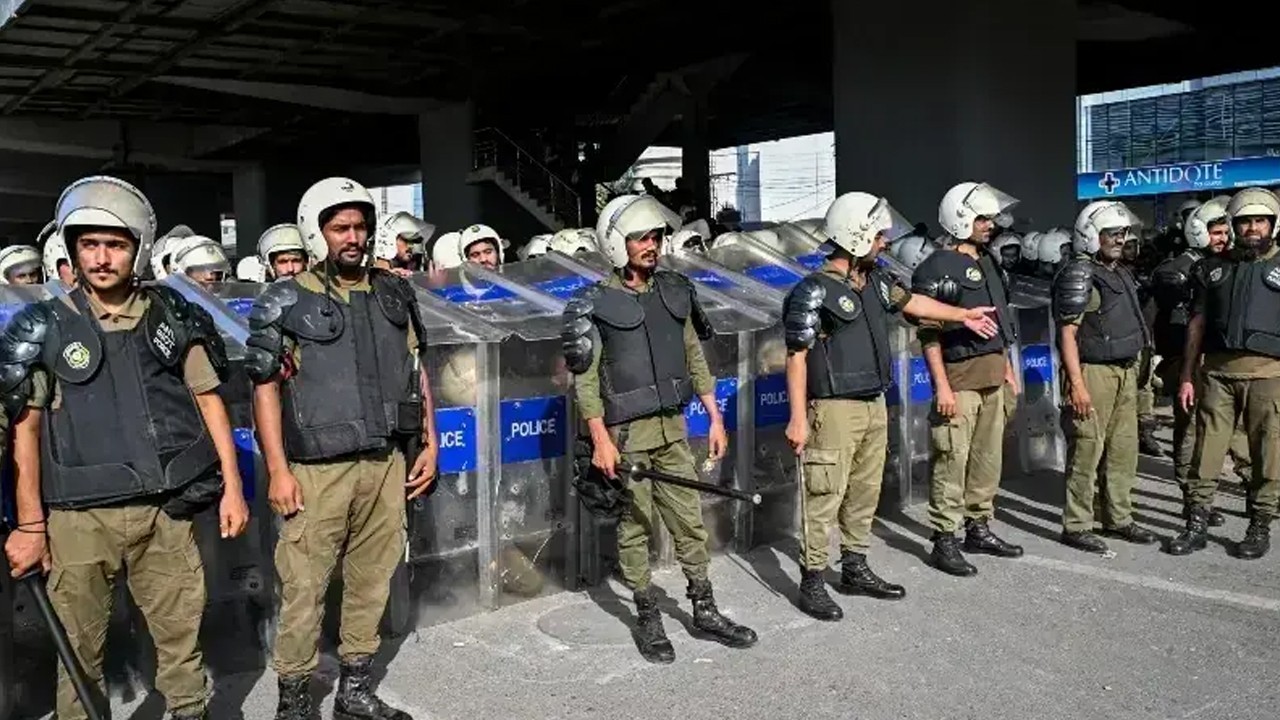 Section 144 imposed in Karachi until Sept 30, gatherings of over five banned