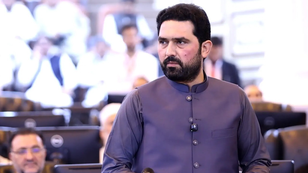 KP CM Sohail Afridi offers talks to federal govt, sets seven-day window