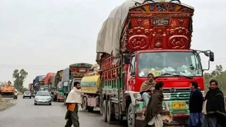 Goods transporters announce nationwide wheel-jam strike from October 10