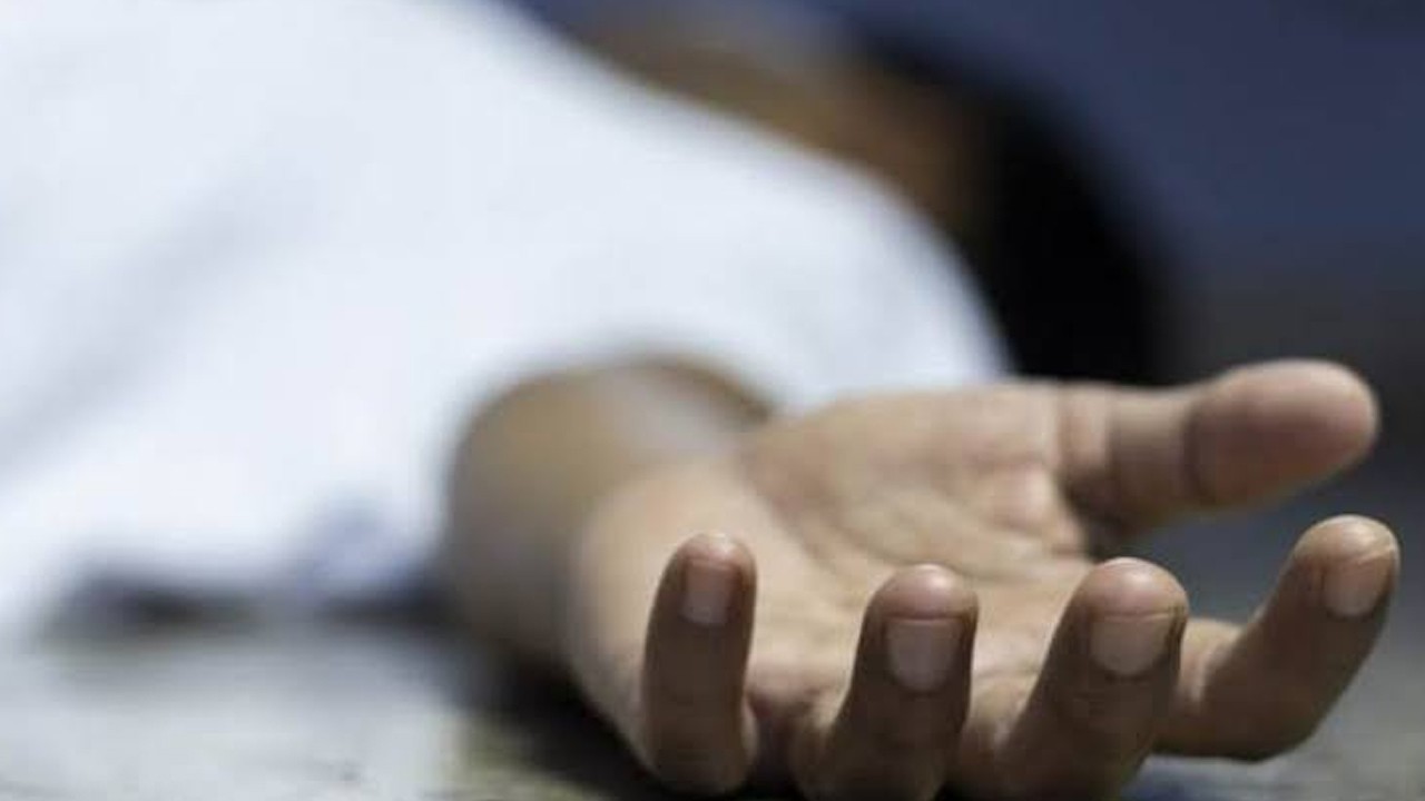 Karachi man shot in neck by robbers drives himself to hospital, dies
