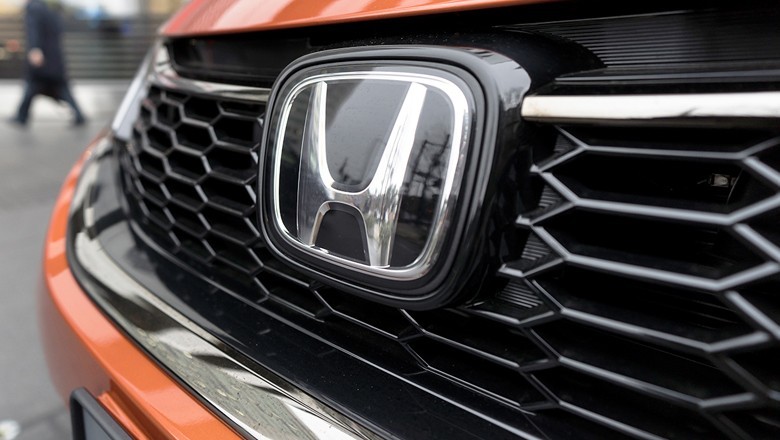 Honda plans highway trials for wireless truck charging