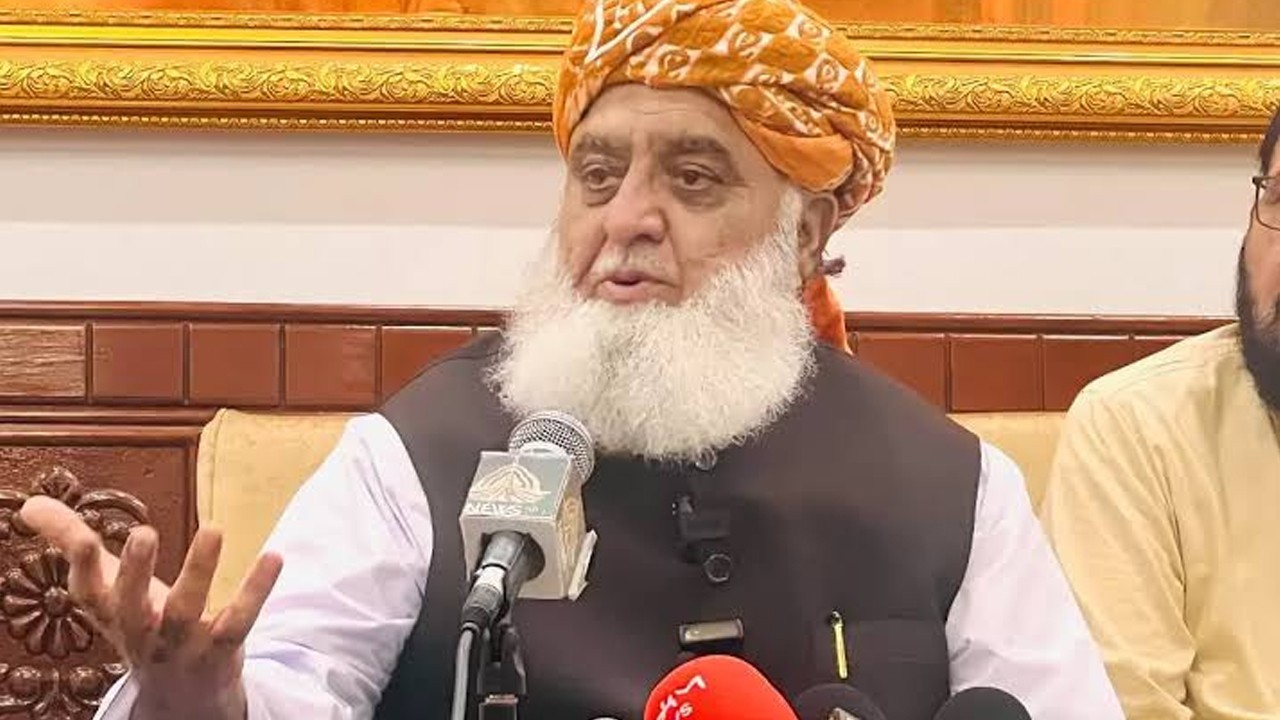 Fazlur Rehman calls for political dialogue, says KP government is paralysed