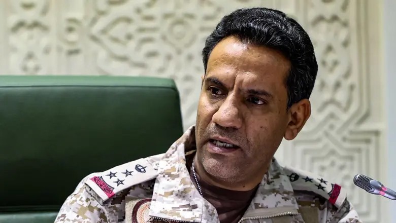 Saudi-led coalition strikes 82 Houthi targets after airport attacks