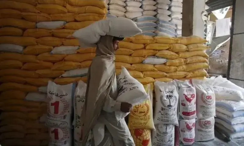 Flour prices rise by Rs20 per kg in Karachi