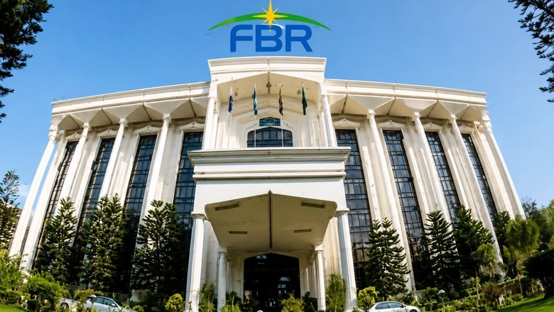 Govt considers new tax agency amid concerns over FBR performance