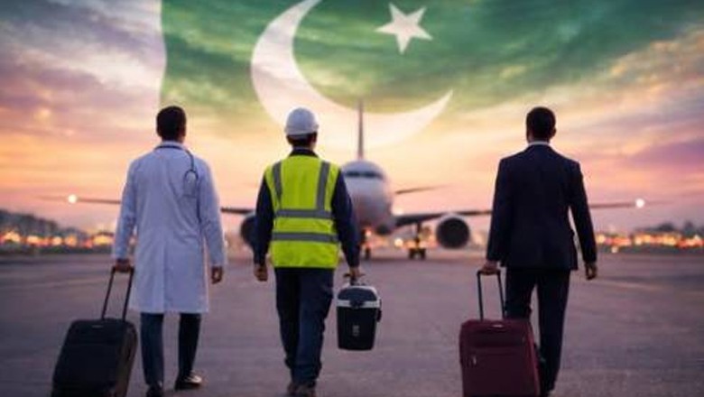 Over 1.87 million Pakistanis went abroad for work in last three years, NA told