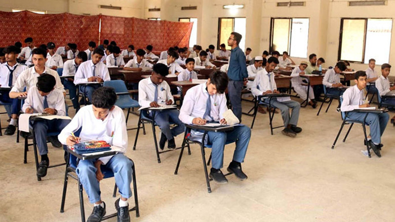 Less than half of Karachi Pre-Medical candidates pass all six papers in first-year exams