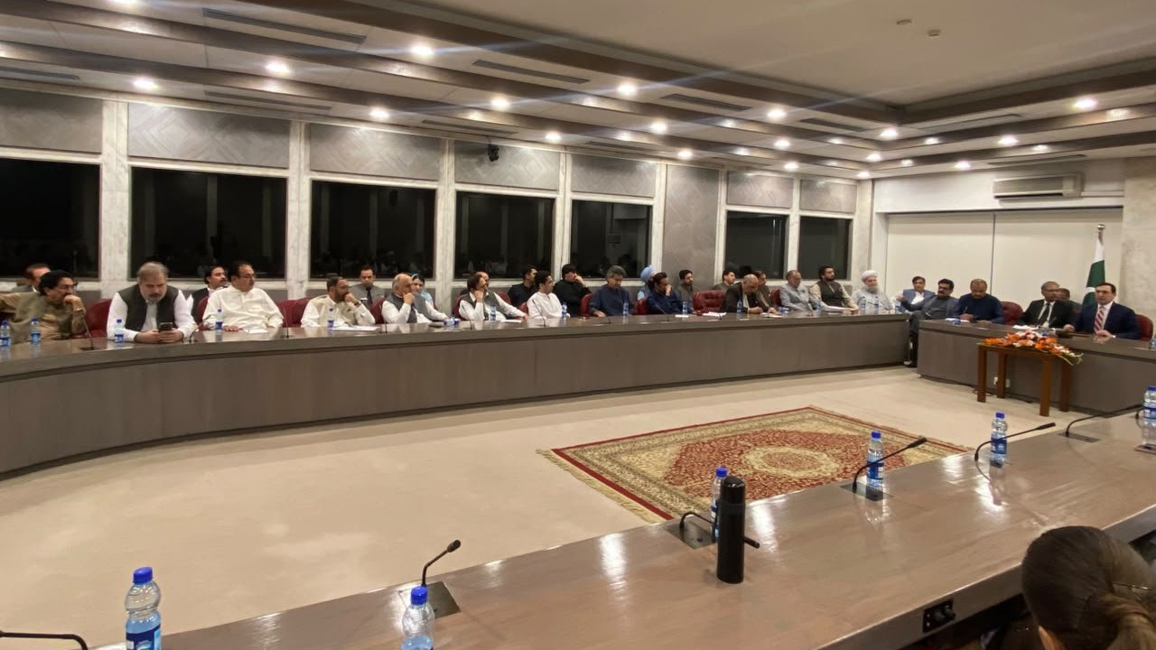 PTI parliamentary party meeting turns heated as lawmakers stage walkout