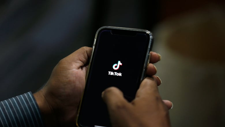 Two sisters shot dead by brother over TikTok use in Karachi