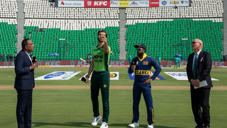 Pakistan win toss, elect to bowl against Sri Lanka in tri-series final