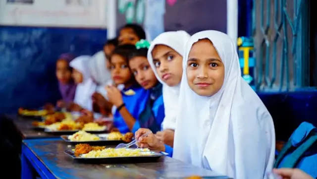 Government schools to introduce free lunch programme for students