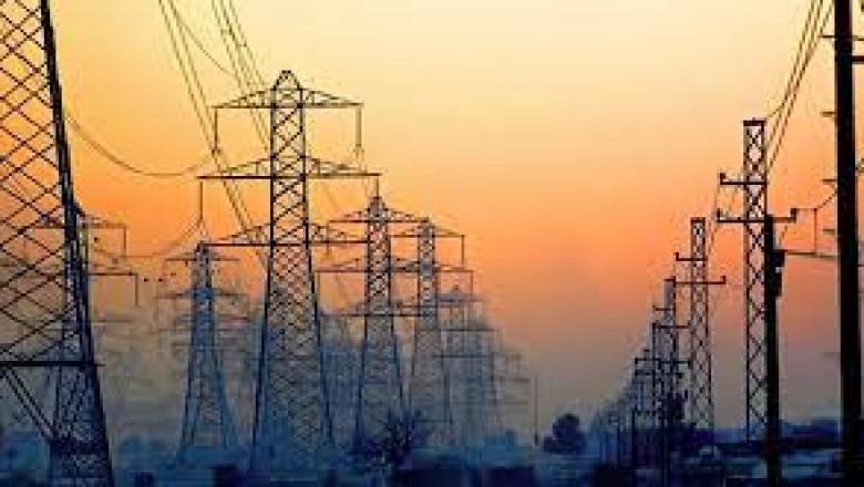 Lahore Electric Supply Company staff demand security for fieldwork