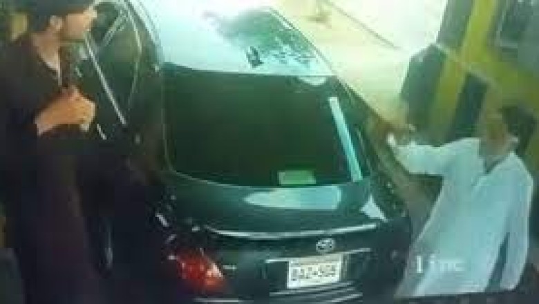 Man opens fire at toll plaza employee in Karachi over toll tax dispute