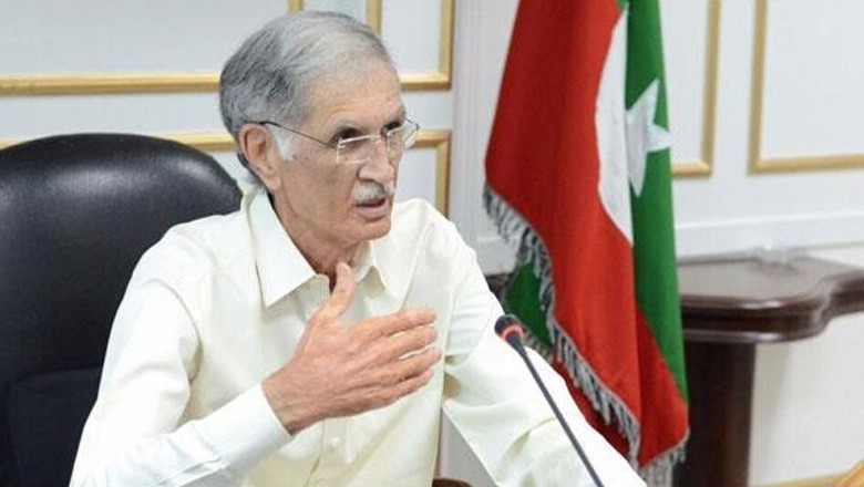 بیرسٹر گوہر کے پاس پی ٹی آئی کی ممبر شپ تک نہیں ہے، پرویز خٹک