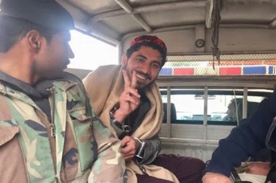 منظور پشتین گرفتار، سیکیورٹی اداروں پر فائرنگ کا الزام