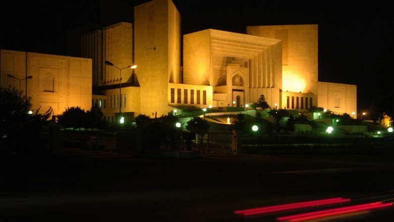 سپریم کورٹ کا رات بارہ بجے تک انتخابی شیڈول جاری کرنے کا حکم، لاہور ہائیکورٹ کا فیصلہ معطل
