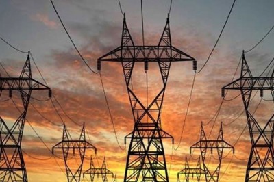 عوام پر بم گرادیا گیا، بجلی کی قیمت میں مزید اضافے کی منظوری