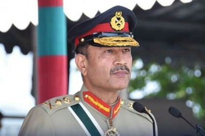 آرمی چیف کا الیکشن میں تاخیر کا اشارہ