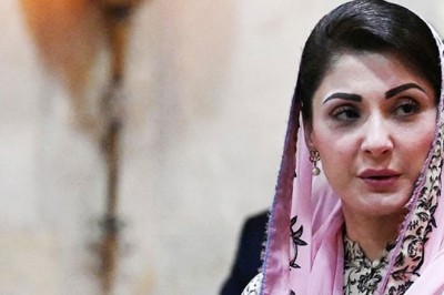 مریم نواز نے قومی کے دو اور صوبائی کے تین حلقوں سے کاغذات نامزدگی جمع کرادیے