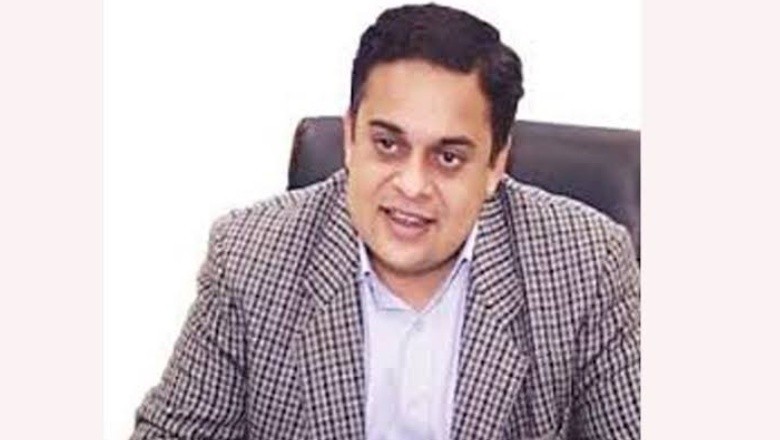 صدر مملکت نے احد چیمہ کو عہدے سے ہٹا دیا