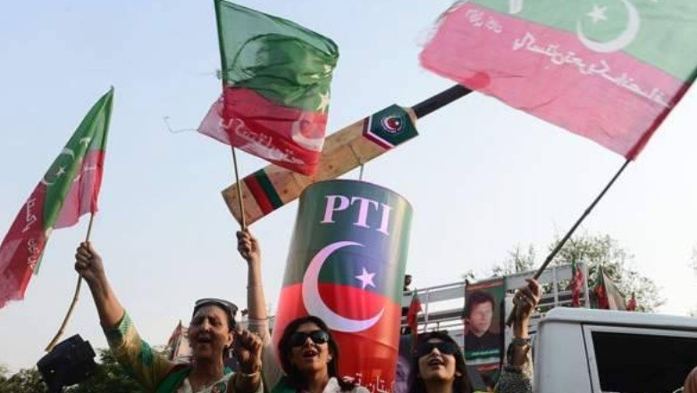 بلے کا انتخابی نشان، پی ٹی آئی کی درخواست پر پشاور ہائیکورٹ نے حکم دے دیا