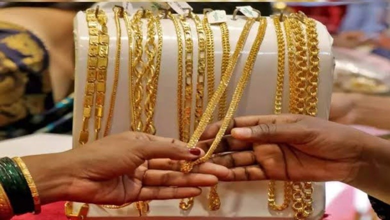 سونے کی قیمت مزید بڑھ گئی