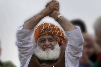 مولانا فضل الرحمان کے قافلے پر فائرنگ