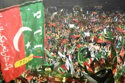 الیکشن کمیشن سے سیاسی جماعتوں کے انتخابی نشانات کی فہرست جاری، پی ٹی آئی کا نام و نشان غائب