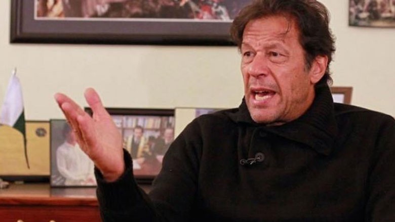 عمران خان پی ٹی آئی ٹکٹوں سے لاعلم نکلے، جیل میں دوران گفتگو انکشاف