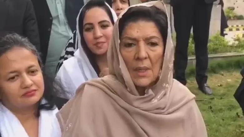 یہ عمران خان کو الیکشن سے پہلے سزائے موت دینا چاہتے ہیں، علیمہ خان