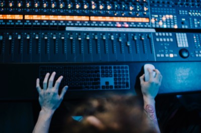 پاکستانی شوبز انڈسٹری افسردہ، معروف میوزیشن ہمیشہ کیلیے بچھڑ گیا