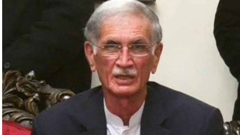 پرویز خٹک اور پارٹی کو نوشہرہ کی تمام 7 نشستوں پر بدترین شکست، پی ٹی آئی نے میدان مارلیا