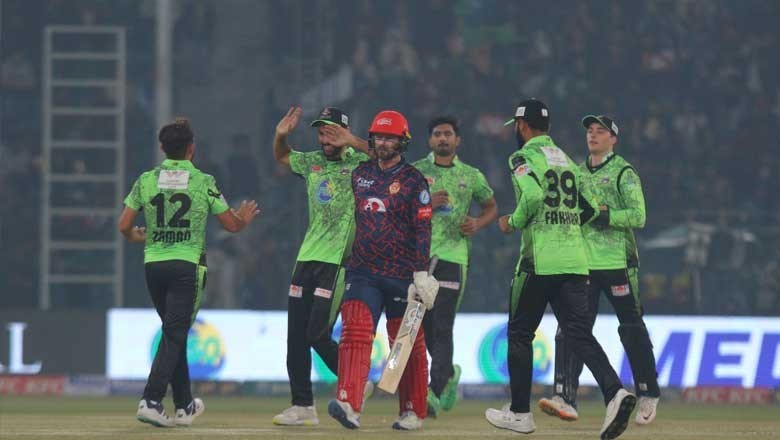 اسلام آباد یونائیٹڈ کا فاتحانہ آغاز، پہلے میچ میں قلندرز کو شکست