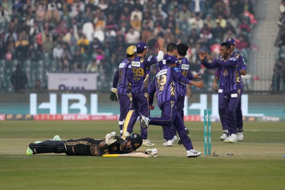 سرفراز اور عامر کی ٹیم جیت گئی، بابر اعظم کی زلمی کو شکست