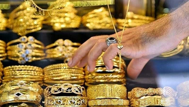 سونے کی قیمت میں ایک بار پھر سیکڑوں روپے کا اضافہ