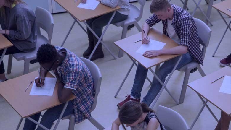 اسکول طالب علموں کیلیے خوشخبری، امتحان کے بغیر اگلی کلاس میں پروموٹ کردیا جائے گا