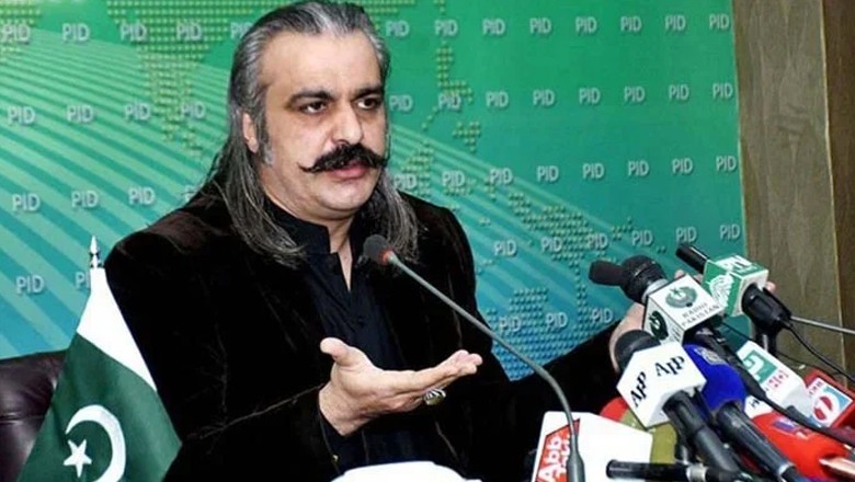وزیراعلی خیبرپختوانخوا علی امین پر نااہلی کی تلوار لٹکنے لگی