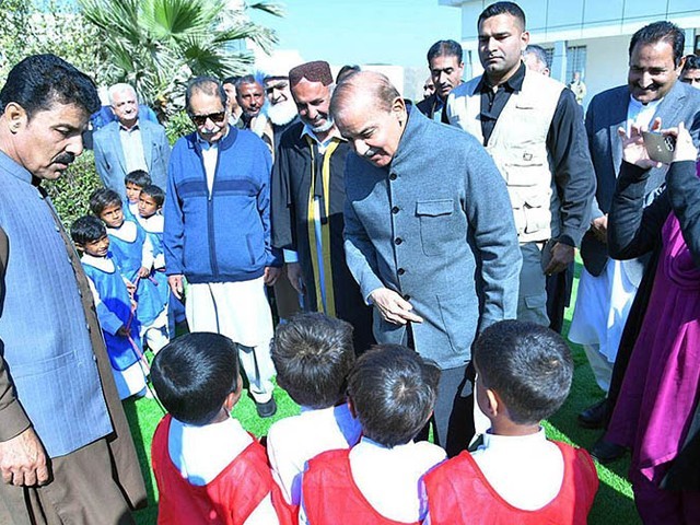 وزیراعظم کی اسلام آباد میں پنجاب طرز پر دانش بورڈنگ اسکول قائم کرنے کی ہدایت