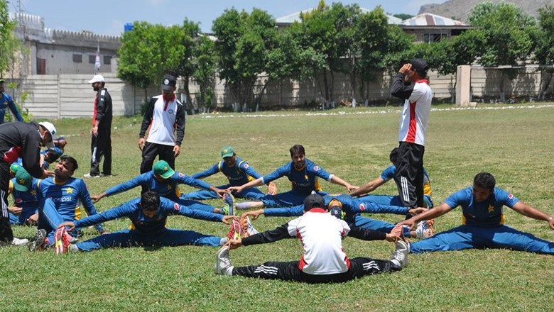 کاکول میں قومی کرکٹرز کی سخت تربیت شروع