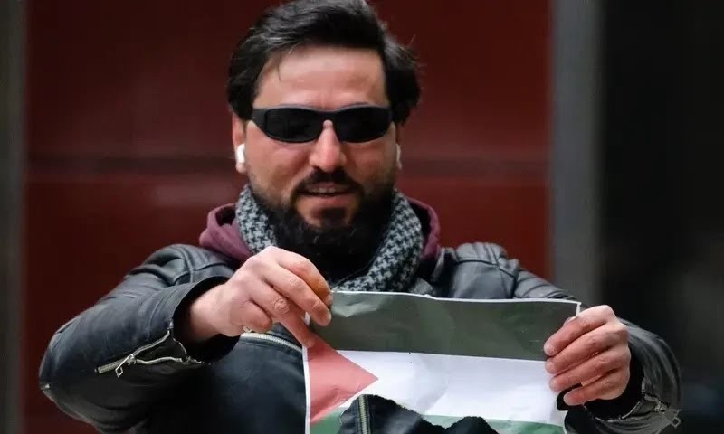 قرآن پاک کی بے حرمتی کرنے والے بدبخت کی لاش برآمد