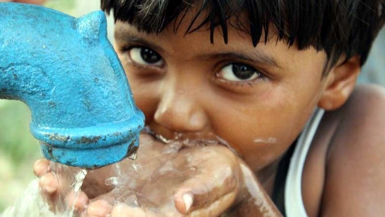 سانگھڑ میں بورنگ کا پانی پینے سے 5 بچے لقمہ اجل بن گئے